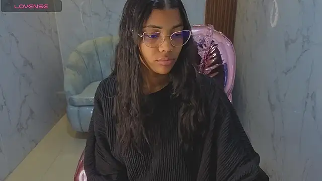 Snapshot of valentina_gomez_s chatting on 06.19.26 valentina gomez s online show from 06.19.26