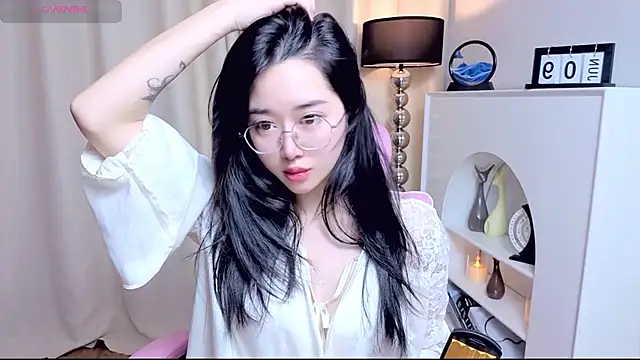 Snapshot of miuu6868 chatting on 06.11.26 miuu6868 online show from 06.11.26