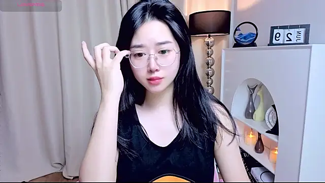 Snapshot of miuu6868 chatting on 06.29.26 miuu6868 online show from 06.29.26