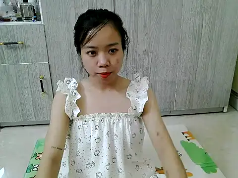 Snapshot of Nellid079 chatting on 05.28.26 Nellid079 online show from 05.28.26