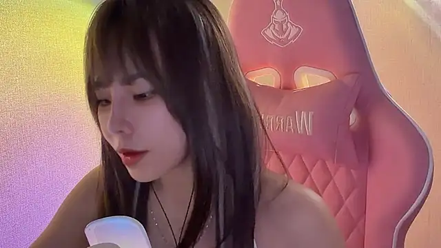 Snapshot of Jenny-Joo chatting on 06.03.26 Jenny-Joo online show from 06.03.26