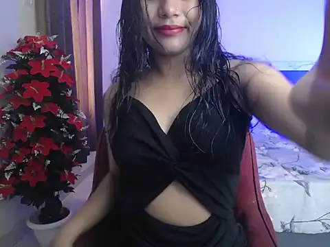 Snapshot of Sakshi_beauty chatting on 06.14.26 Sakshi beauty online show from 06.14.26