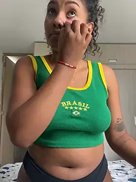 Snapshot of IamBlackmoon chatting on 06.19.26 IamBlackmoon online show from 06.19.26
