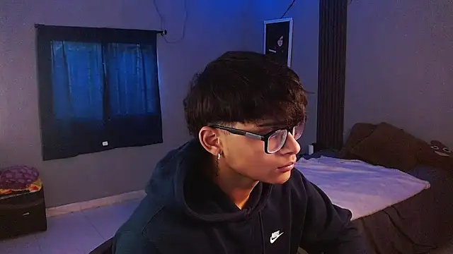 Snapshot of Mr_yisuzz chatting on 07.01.26 Mr yisuzz online show from 07.01.26