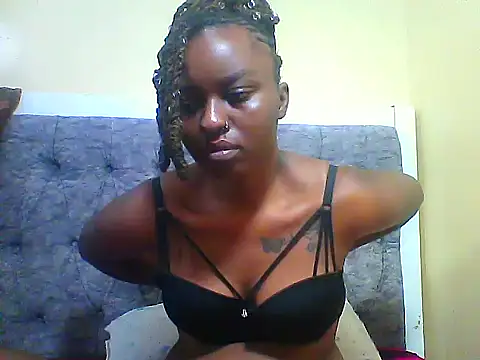Snapshot of Nastay_ebony chatting on 05.28.26 Nastay ebony online show from 05.28.26