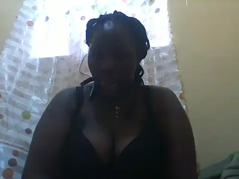 Snapshot of Ebonyshan chatting on 05.27.26 Ebonyshan online show from 05.27.26