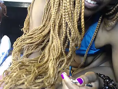 Snapshot of ebonyempress25 chatting on 07.09.26 ebonyempress25 online show from 07.09.26