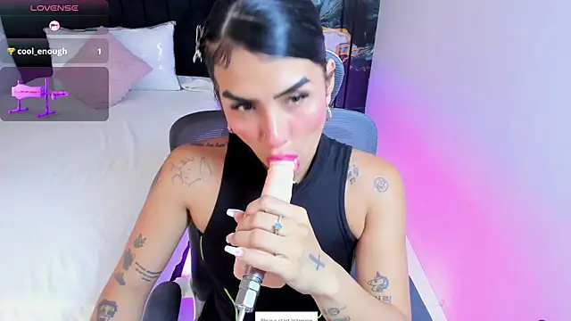 Alanna Wild online show from 06.29.26
