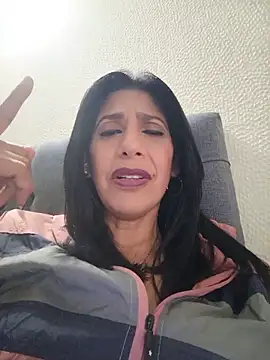 Snapshot of Samantha01_Rosse01 chatting on 05.28.26 Samantha01 Rosse01 online show from 05.28.26
