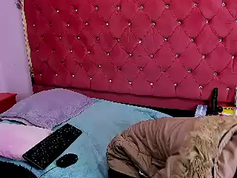 Snapshot of Bunny_Foxx_ chatting on 05.27.26 Bunny Foxx online show from 05.27.26