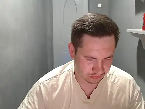 Snapshot of Max_Marlyn chatting on 07.14.26 Max Marlyn online show from 07.14.26
