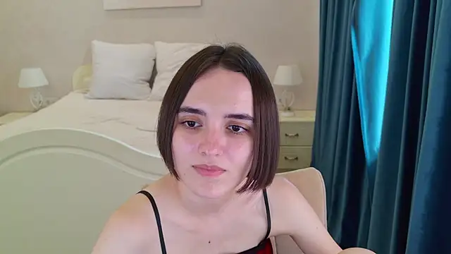 Snapshot of Daisy_Heart chatting on 07.14.26 Daisy Heart online show from 07.14.26