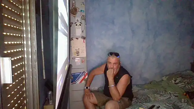 Snapshot of panda_06200 chatting on 06.14.26 panda 06200 online show from 06.14.26