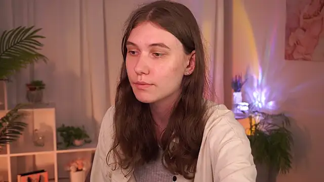 Snapshot of EmilyBellamy chatting on 06.02.26 EmilyBellamy online show from 06.02.26