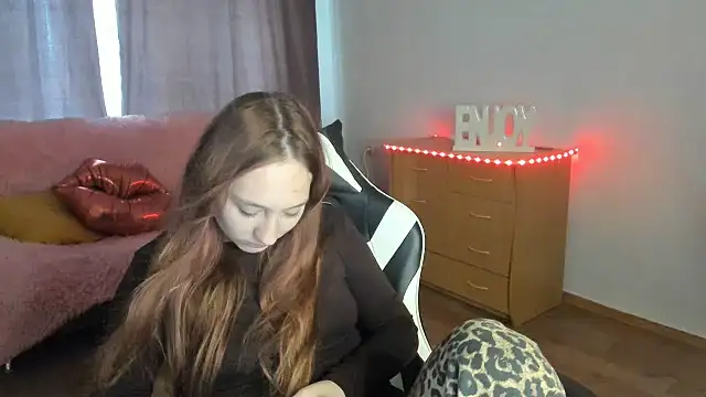 ModelGyrl online show from 07.11.26