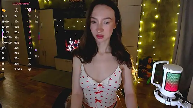 Maryana Ro online show from 11.12.25