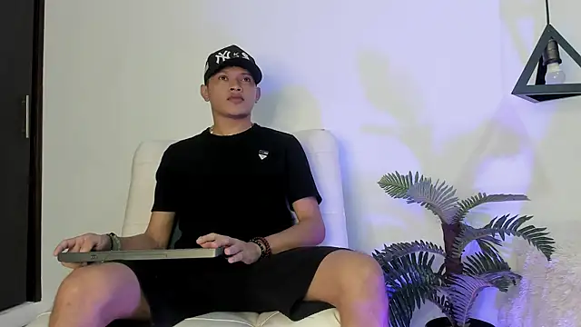 Nico Saint  online show from 05.30.26