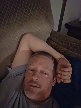 Snapshot of sassydaddy4u chatting on 06.10.26 sassydaddy4u online show from 06.10.26