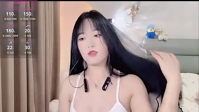 Snapshot of chunchun_2026 chatting on 06.18.26 chunchun 2026 online show from 06.18.26