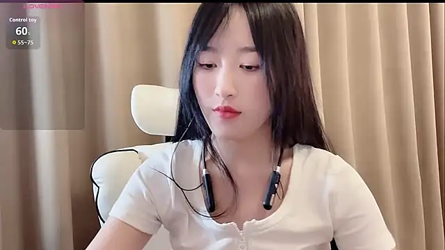 Snapshot of chunchun_2026 chatting on 07.05.26 chunchun 2026 online show from 07.05.26