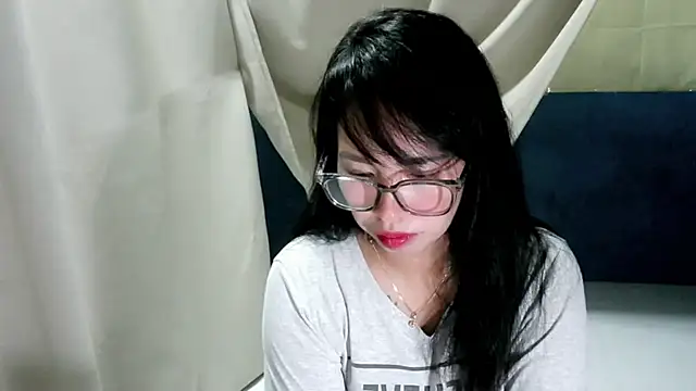 Snapshot of honey_kawai chatting on 06.09.26 honey kawai online show from 06.09.26