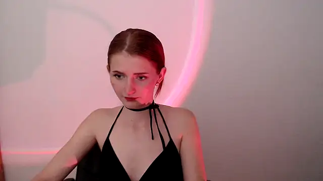 Snapshot of ViolaHot_ chatting on 05.29.26 ViolaHot online show from 05.29.26