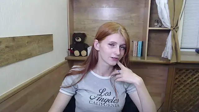 Snapshot of ViolaHot_ chatting on 08.03.26 ViolaHot online show from 08.03.26