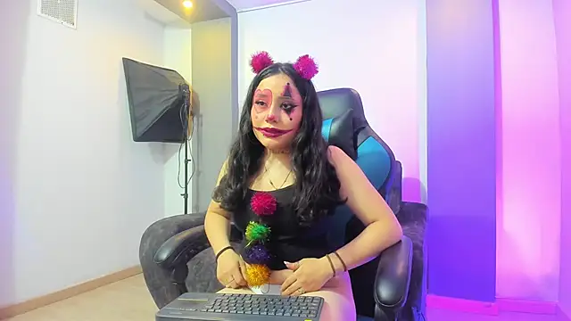 Miiarouse   online show from 06.20.26