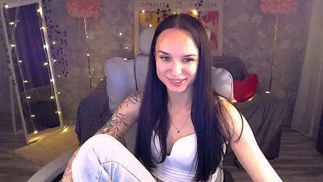 Snapshot of NicoleMerz chatting on 07.02.26 NicoleMerz online show from 07.02.26