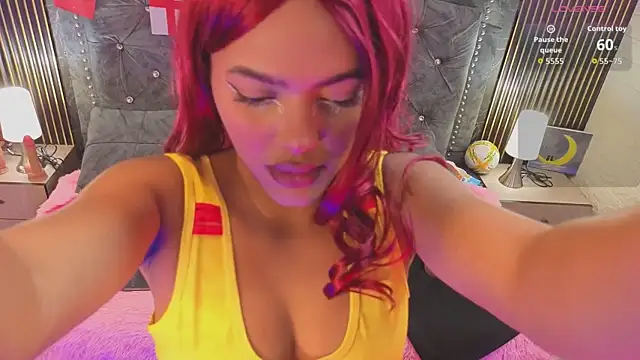 Snapshot of AlexandraNoxx chatting on 06.17.26 AlexandraNoxx online show from 06.17.26