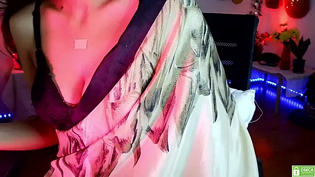 Snapshot of Yalinahotty chatting on 06.30.26 Yalinahotty online show from 06.30.26