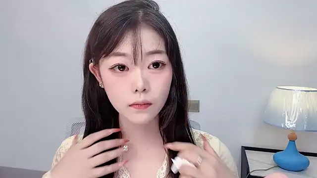 Snapshot of smalldaiwang chatting on 07.18.26 smalldaiwang online show from 07.18.26