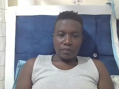 Snapshot of Sly_bootyebony chatting on 05.29.26 Sly bootyebony online show from 05.29.26