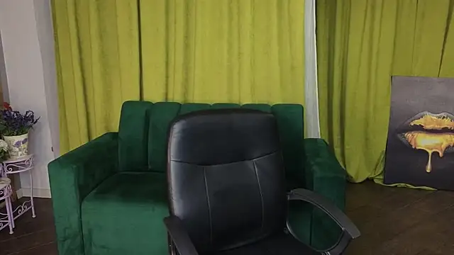 AlisaFoxis online show from 06.10.26