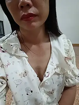 Snapshot of -Maya-a chatting on 07.13.26 -Maya-a online show from 07.13.26