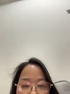 Snapshot of honghong_mother chatting on 06.11.26 honghong mother online show from 06.11.26