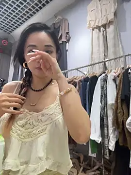 Snapshot of honghong_mother chatting on 07.06.26 honghong mother online show from 07.06.26