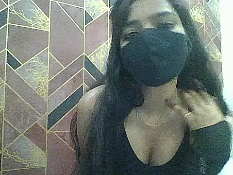 Snapshot of Hot-Roshni chatting on 06.14.26 Hot-Roshni online show from 06.14.26