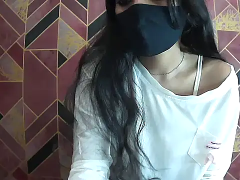 Snapshot of Hot-Roshni chatting on 06.24.26 Hot-Roshni online show from 06.24.26