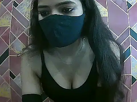 Snapshot of Hot-Roshni chatting on 06.25.26 Hot-Roshni online show from 06.25.26