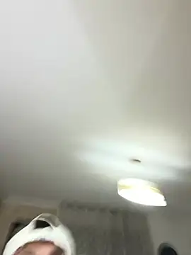 Snapshot of emanuel00220 chatting on 08.03.26 emanuel00220 online show from 08.03.26