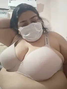 Snapshot of simranjeet_kaur69 chatting on 06.19.26 simranjeet kaur69 online show from 06.19.26
