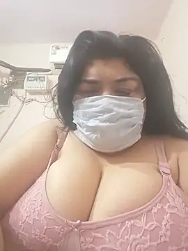 Snapshot of simranjeet_kaur69 chatting on 06.25.26 simranjeet kaur69 online show from 06.25.26