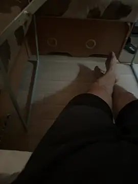 Snapshot of Pierre20cm21ans chatting on 06.18.26 Pierre20cm21ans online show from 06.18.26