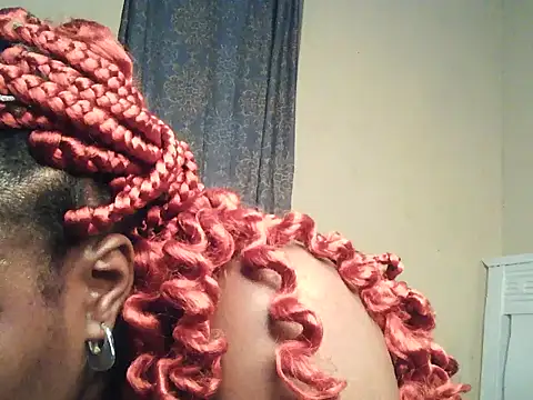Lillybee74 online show from 06.12.26