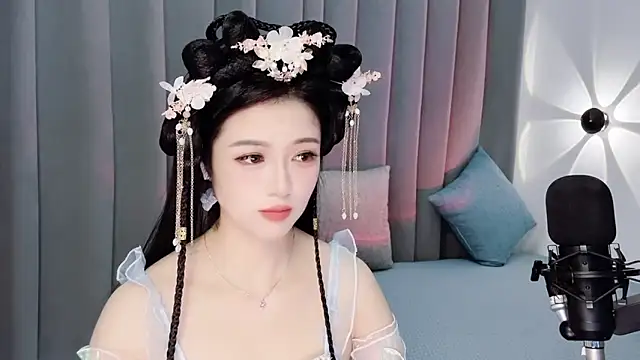 Momo-Wow online show from 06.12.26