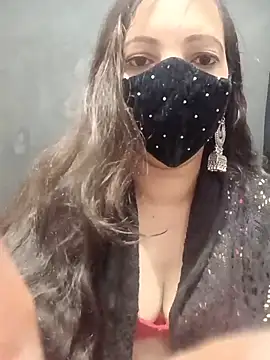 Lovely-Manisha143 online show from 06.15.26