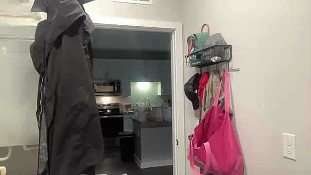 maddiliz online show from 10.27.25