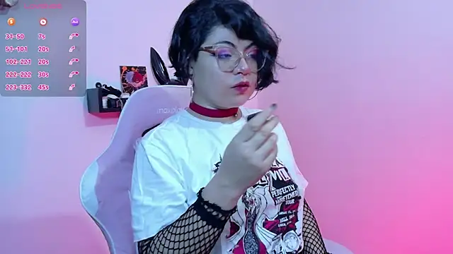 Snapshot of Meow_cat4 chatting on 06.19.26 Meow cat4 online show from 06.19.26