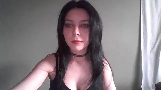 Snapshot of RileyTight chatting on 07.14.26 RileyTight online show from 07.14.26